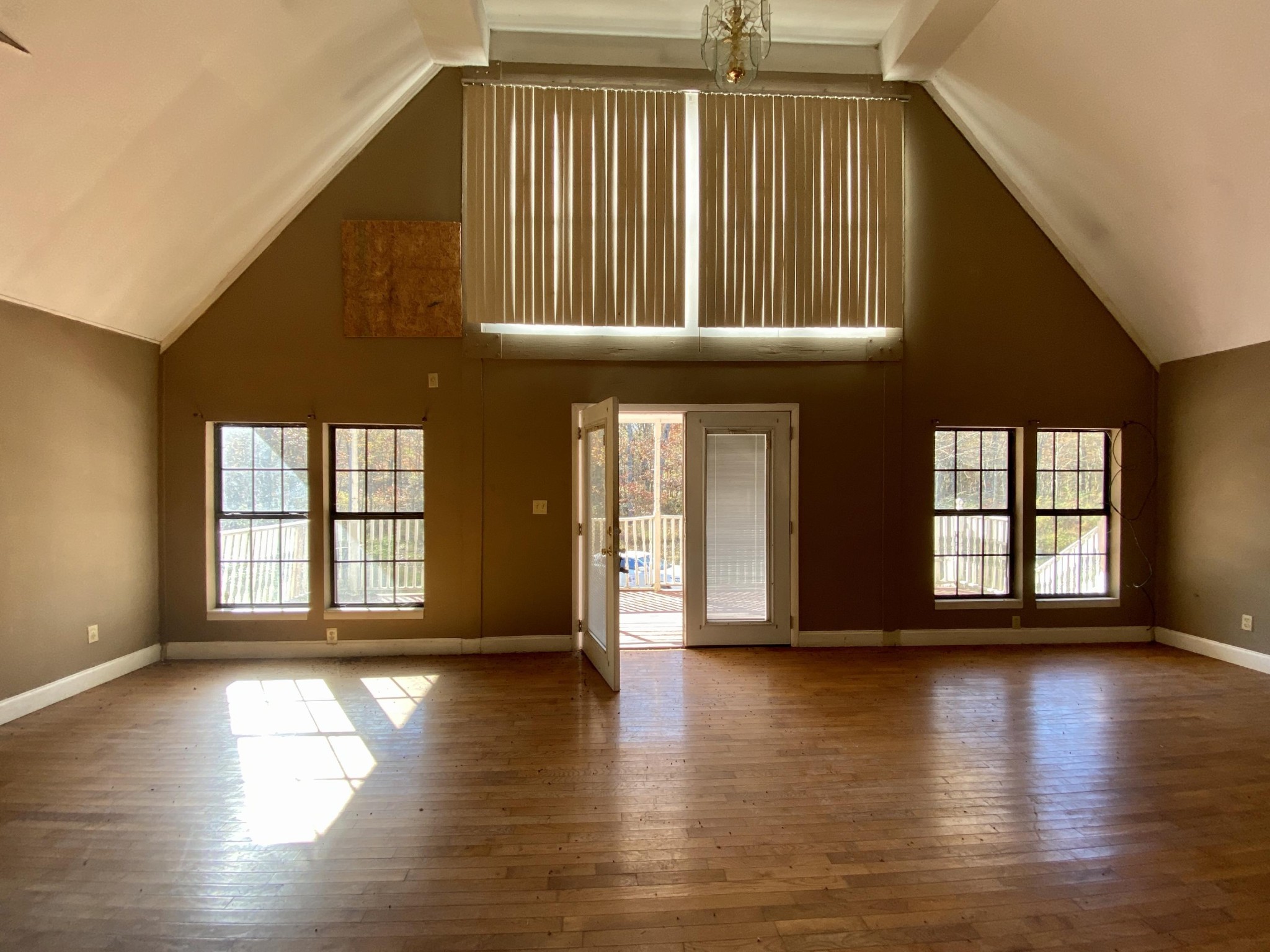 687 Pine Road Pikeville, TN 37367 - Photo 6 of 39 Gallery Image 6