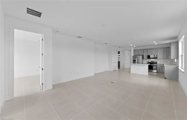 $401,940 | 12646 Pyrite Court, Alva, FL 33920