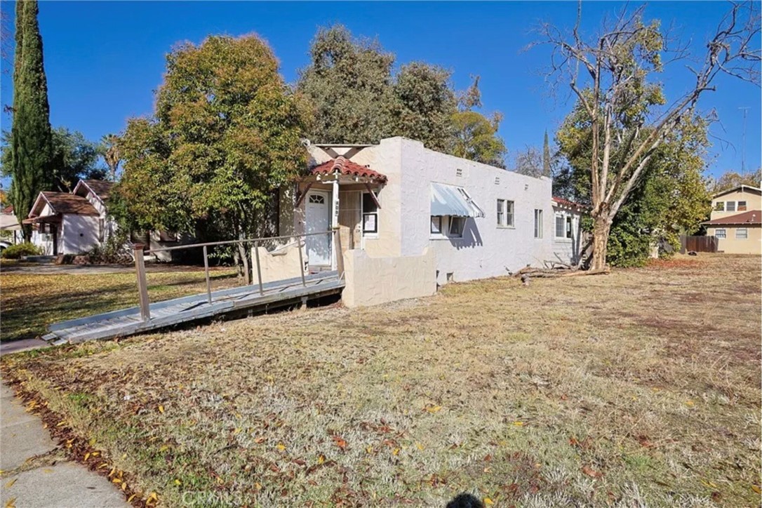 409 West 25th Street Merced, CA 95340 - Photo 1 of 8 Gallery Image 1