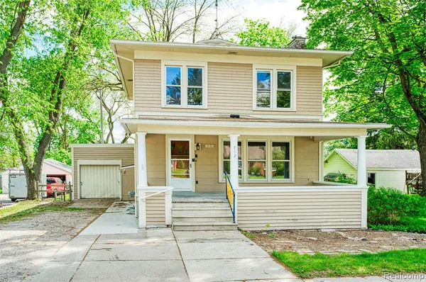 $250,000 | 712 East Grand River Road, Fowlerville, MI 48836