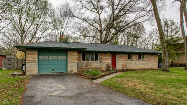$300,000 | 7625 Station Street, Indianapolis, IN 46240