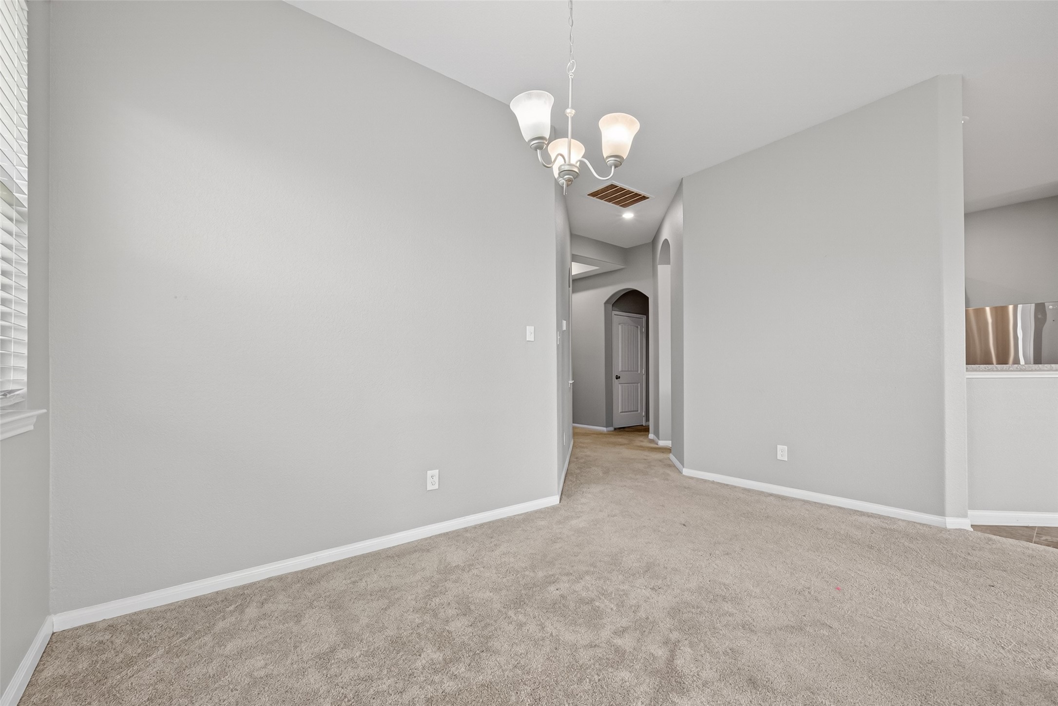 13922 Katlin Road Conroe, TX 77306 - Photo 12 of 42