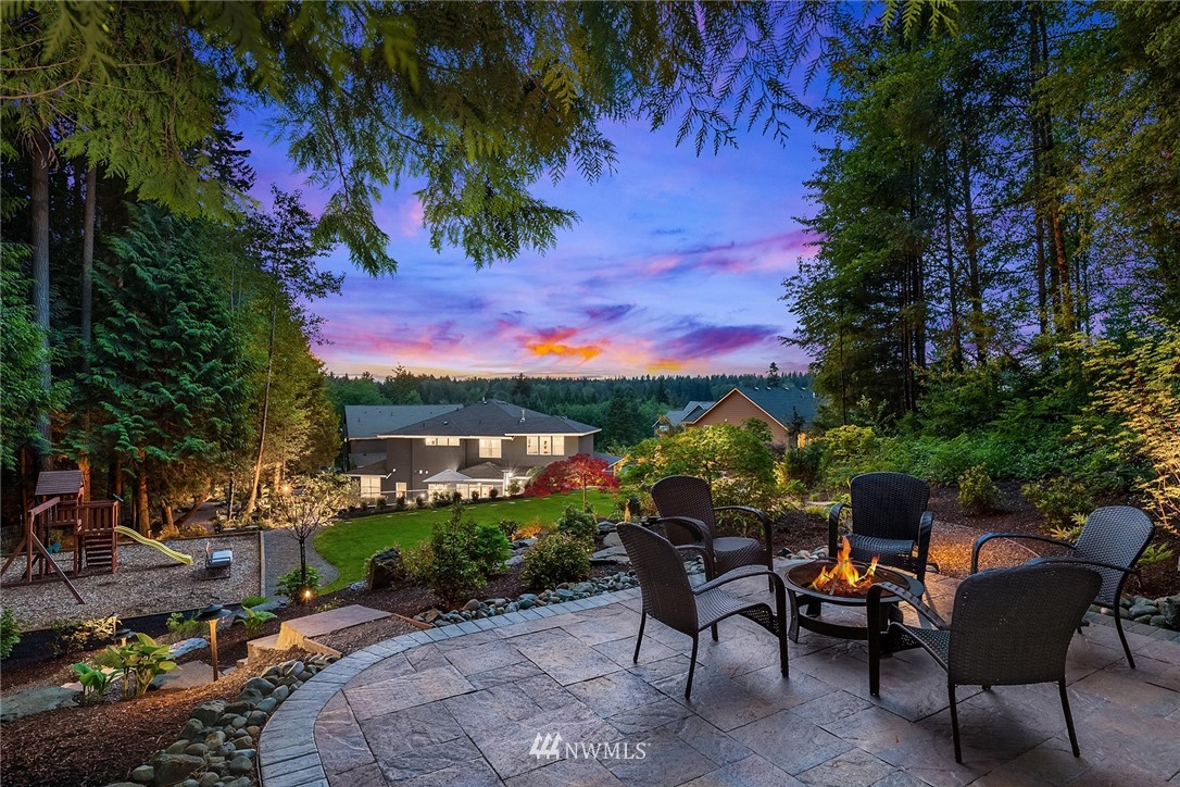 5724 197th Place Southeast Bothell, WA 98012 - Photo 39 of 40 a backyard of a house with outdoor seating
