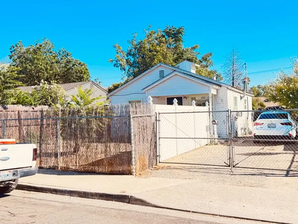 $299,888 | 1608 Teresa Street, Modesto, CA 95350