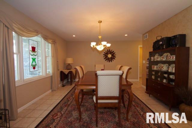 108 Apple Orchard Road Carbondale, IL 62903 - Photo 7 of 40 Gallery Image 7