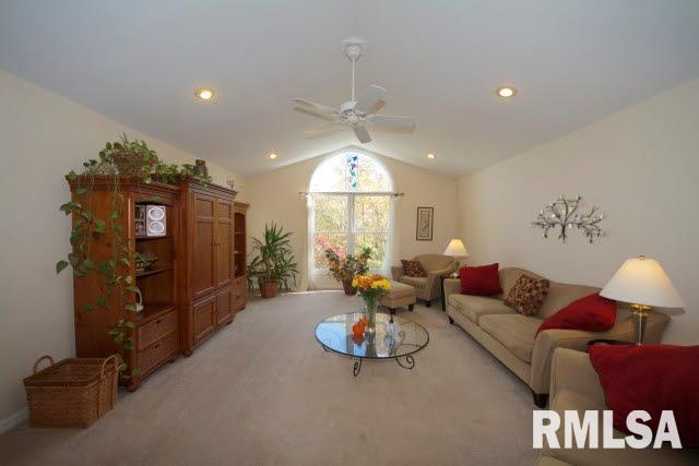 108 Apple Orchard Road Carbondale, IL 62903 - Photo 9 of 40 Gallery Image 9