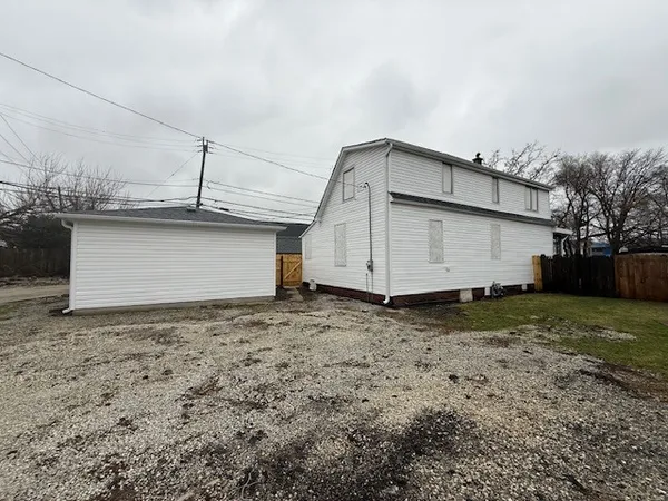 $99,900 | 4053 Rose Avenue, Lyons, IL 60534