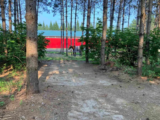 $949,900 | W4233 Porterfield Lake Road, Porterfield, WI 54159