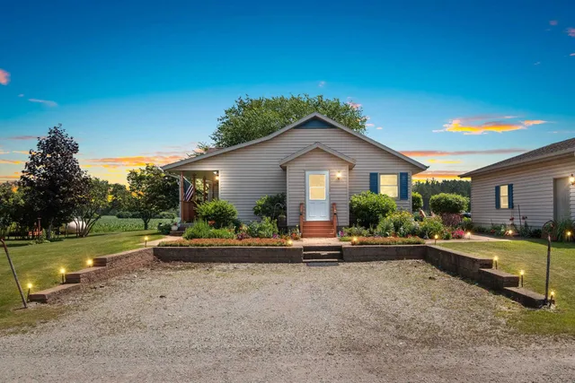 $949,900 | W4233 Porterfield Lake Road, Porterfield, WI 54159