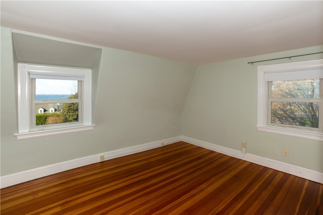 540 Bristol Ferry Road Portsmouth, RI 02871 - Photo 25 of 34