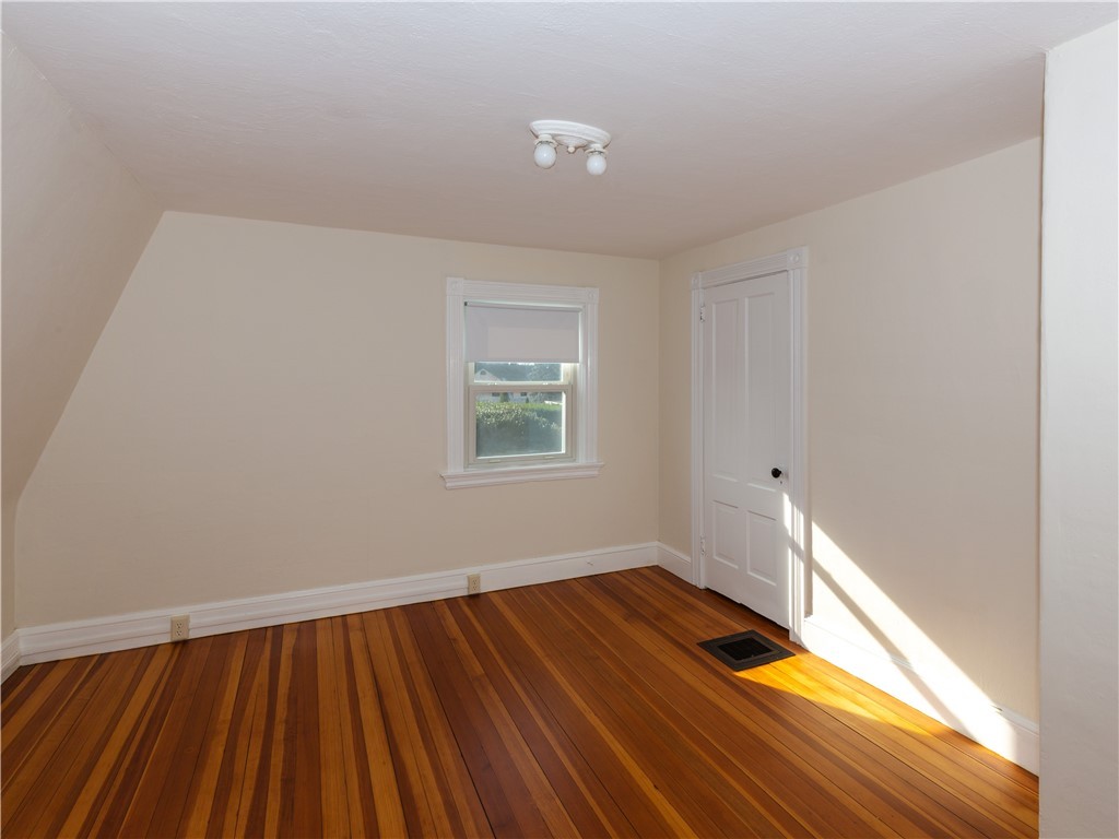 540 Bristol Ferry Road Portsmouth, RI 02871 - Photo 26 of 34