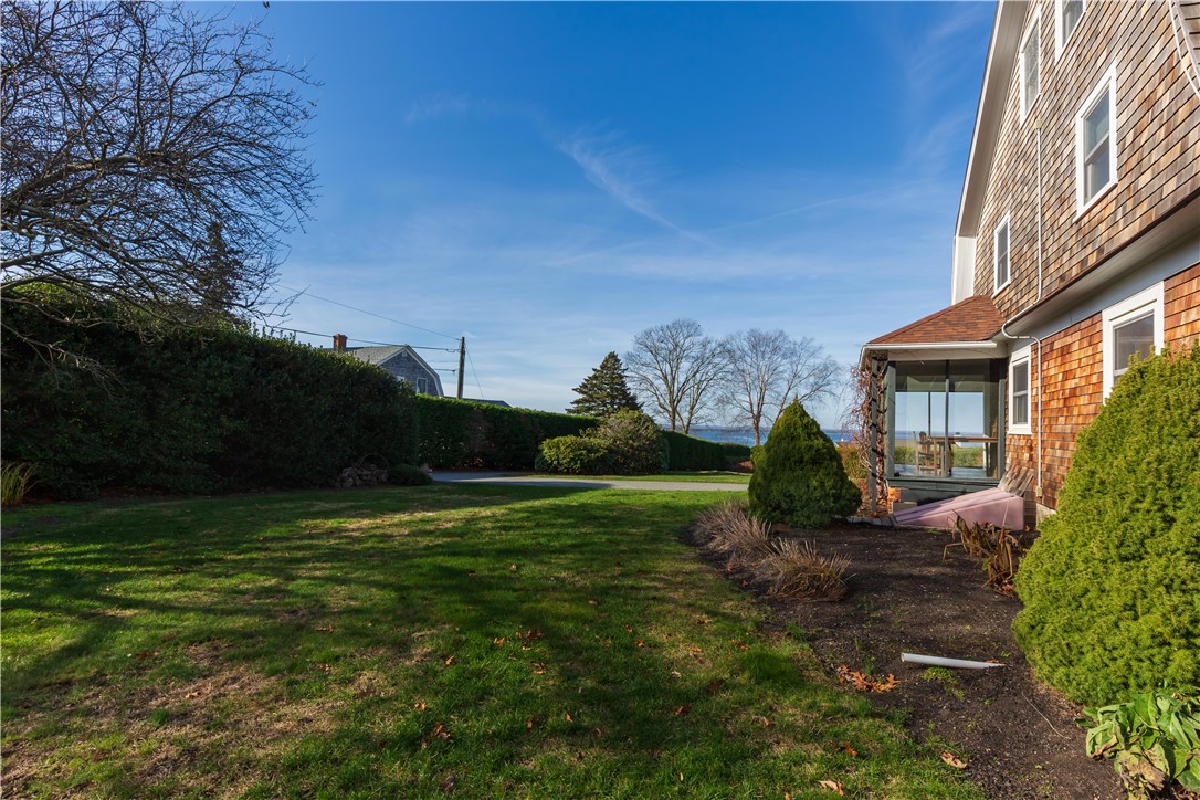 540 Bristol Ferry Road Portsmouth, RI 02871 - Photo 8 of 34