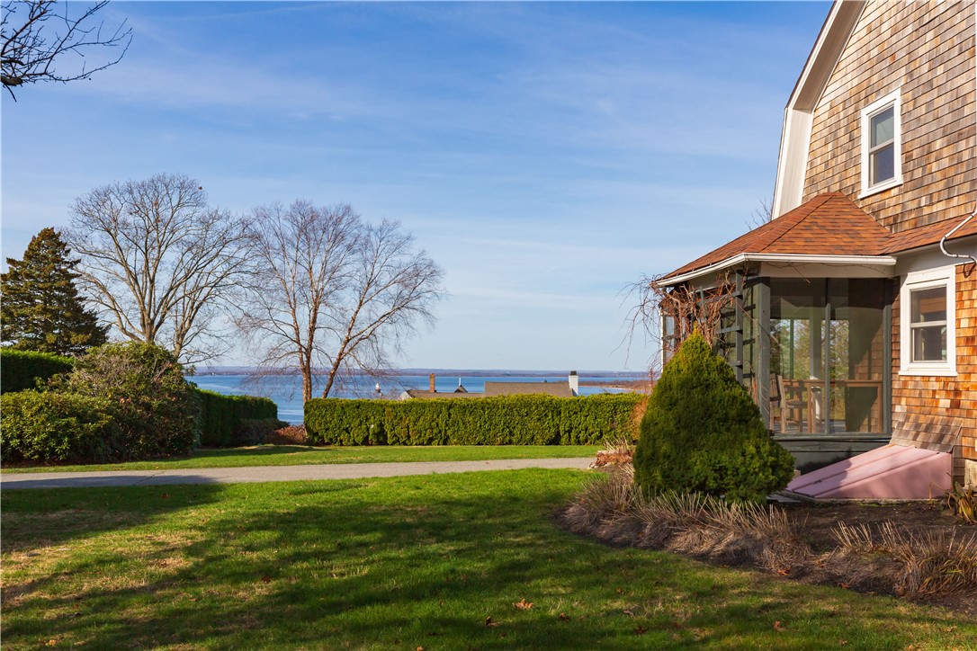 540 Bristol Ferry Road Portsmouth, RI 02871 - Photo 9 of 34