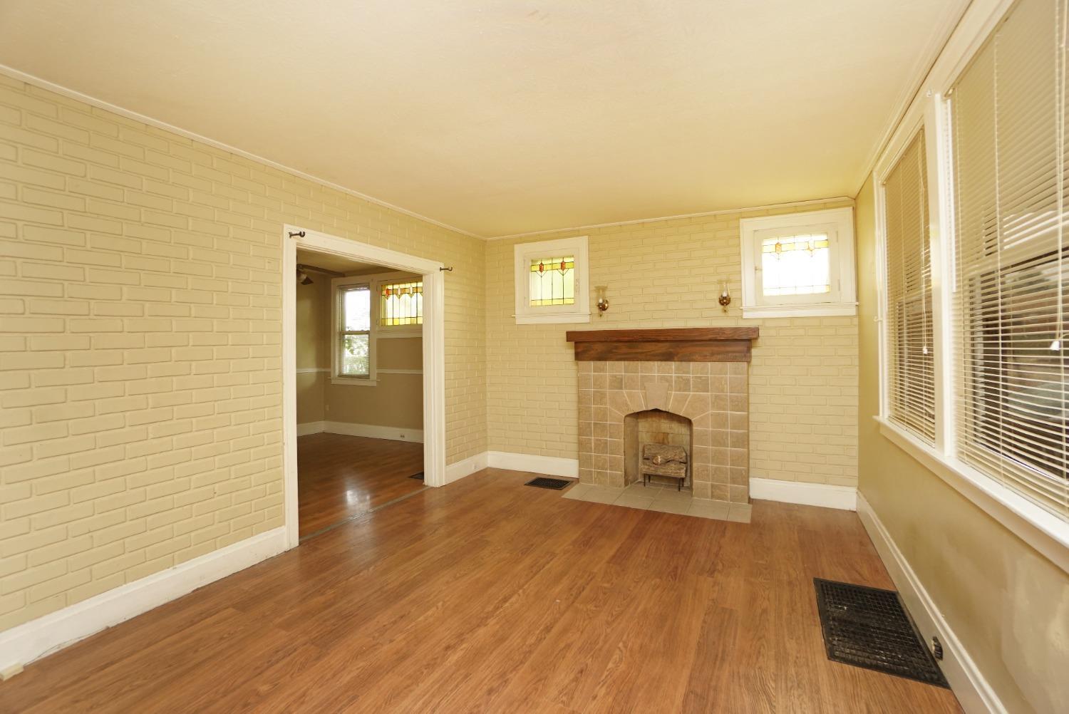 3905 Race Road Cincinnati, OH 45211 - Photo 4 of 23