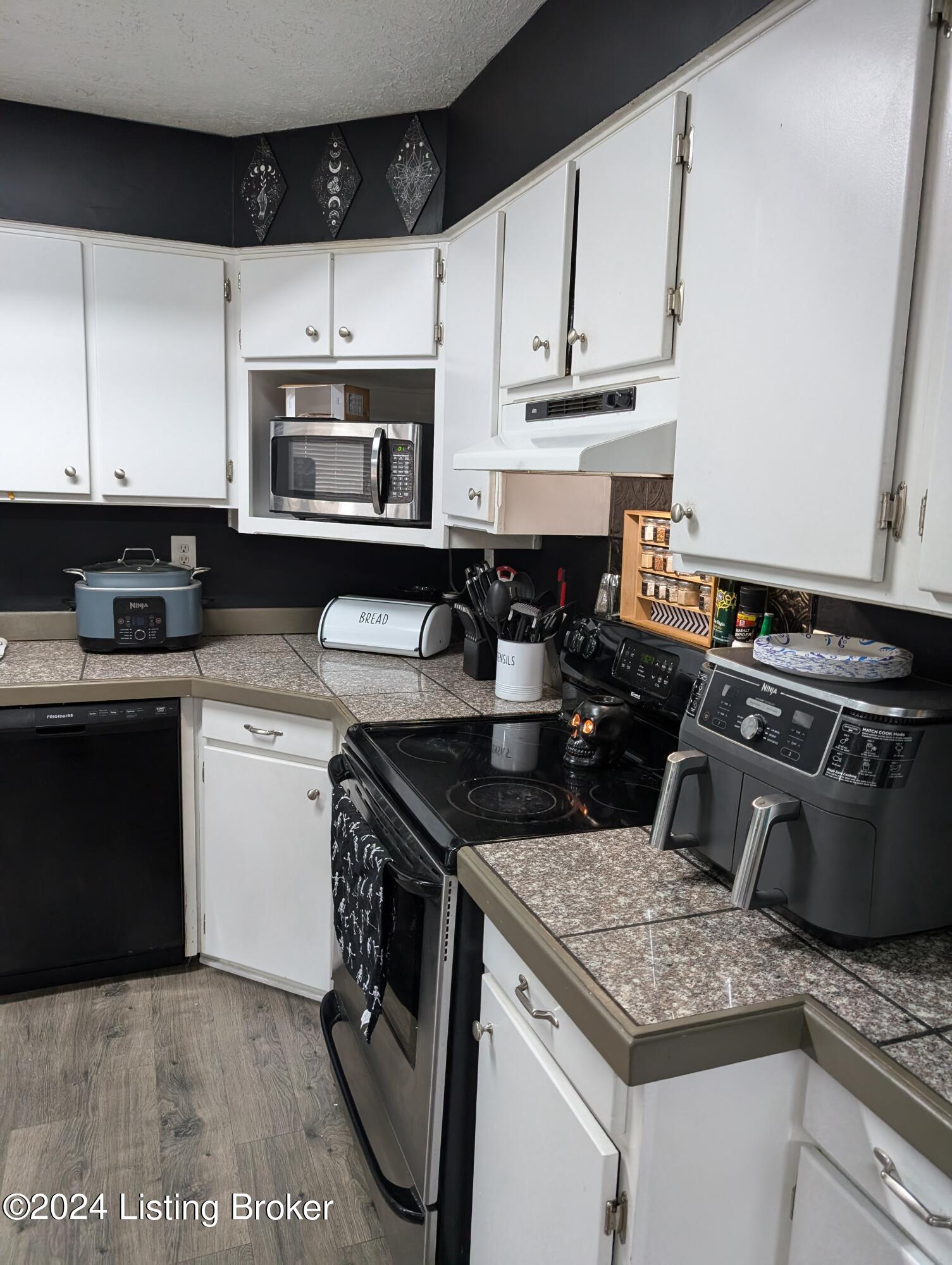 2265 Plum Run Road Bardstown, KY 40004 - Photo 13 of 21 Kitchen