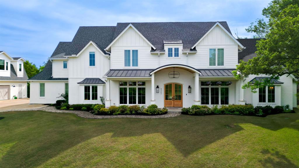 4207 Kelly Elliott Road Arlington, TX 76016 - Photo 1 of 39
