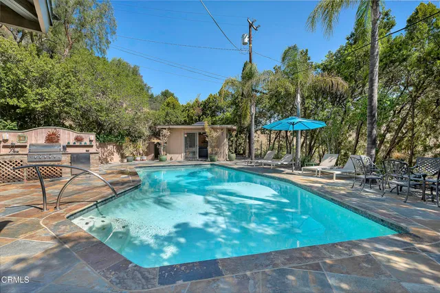 $1,799,999 | 9999 Wornom Avenue, Sunland, CA 91040