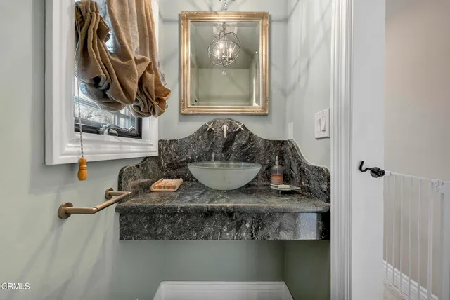 $1,799,999 | 9999 Wornom Avenue, Sunland, CA 91040