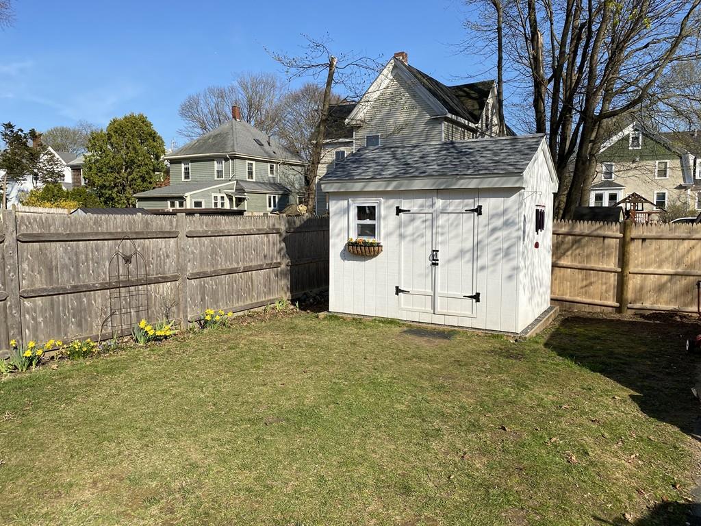25 Home Street Hamilton, MA 01982 - Photo 2 of 16 Gallery Image 2