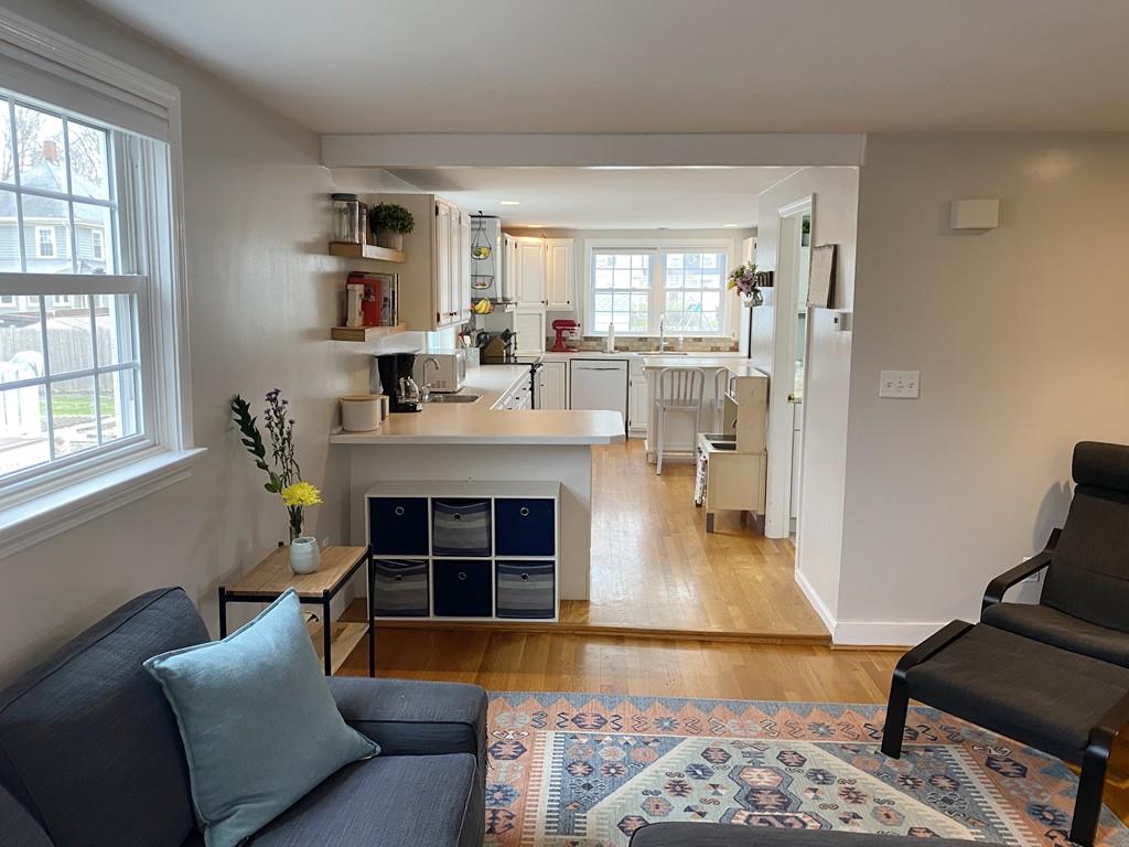 25 Home Street Hamilton, MA 01982 - Photo 7 of 16 Gallery Image 7
