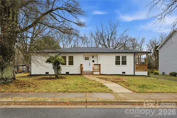 $2,600 | 523 Biltmore Street, Mooresville, NC 28115