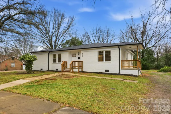 $2,600 | 523 Biltmore Street, Mooresville, NC 28115