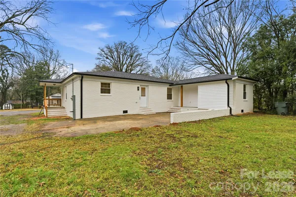 $2,600 | 523 Biltmore Street, Mooresville, NC 28115