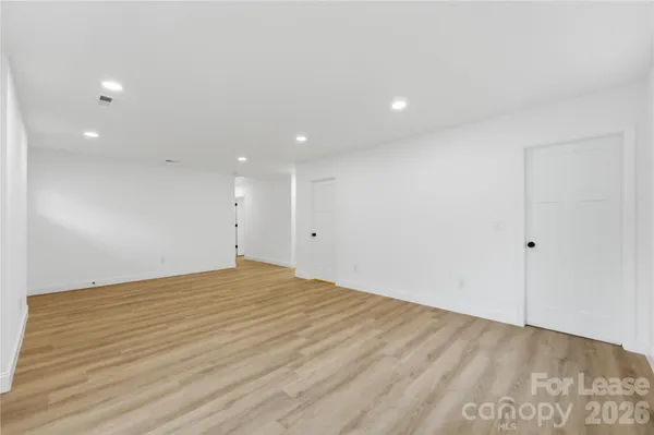 $2,600 | 523 Biltmore Street, Mooresville, NC 28115