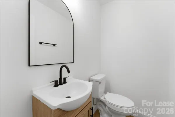 $2,600 | 523 Biltmore Street, Mooresville, NC 28115