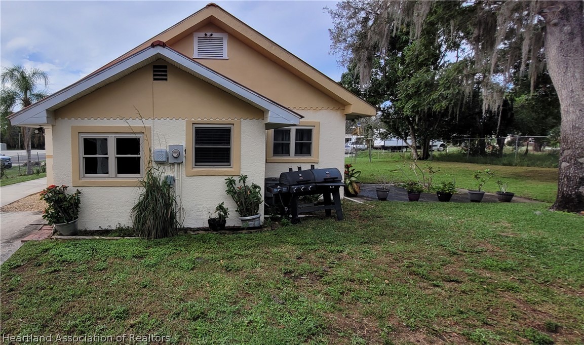 2012 Avalon Road Sebring, FL 33870 - Photo 5 of 33 Gallery Image 5