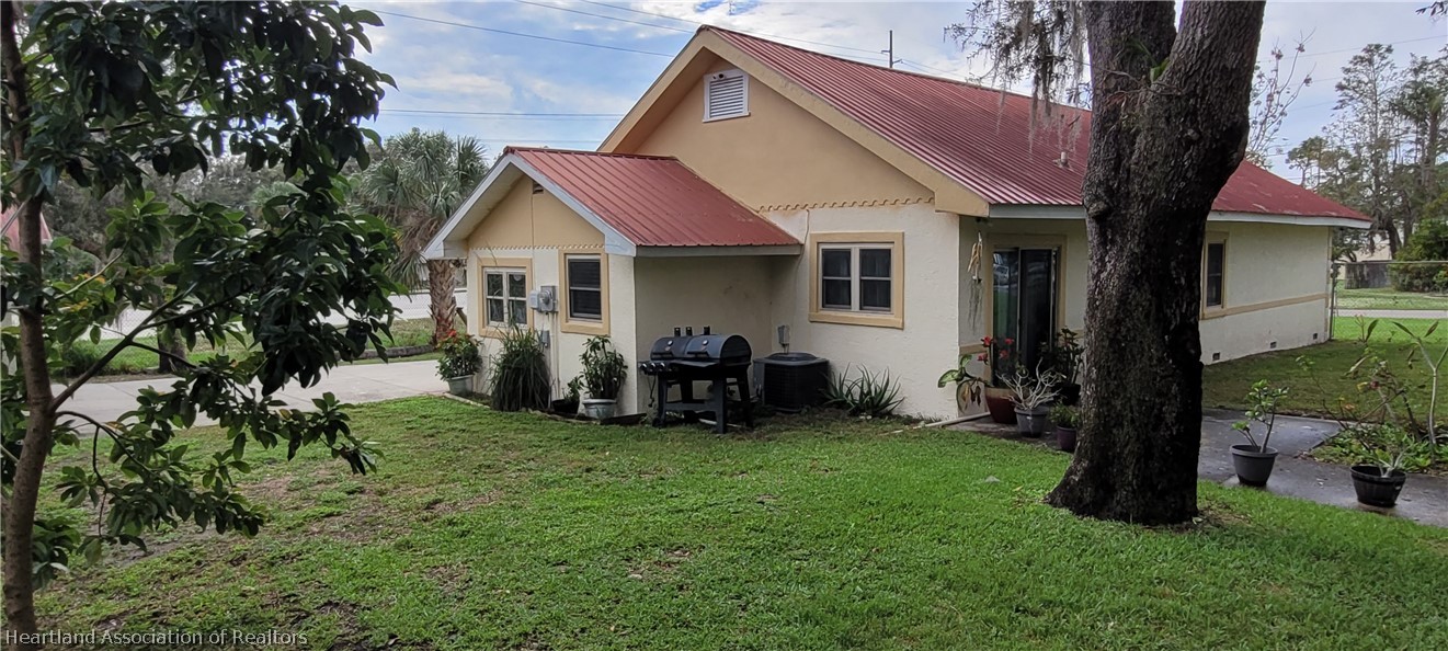 2012 Avalon Road Sebring, FL 33870 - Photo 8 of 33 Gallery Image 8