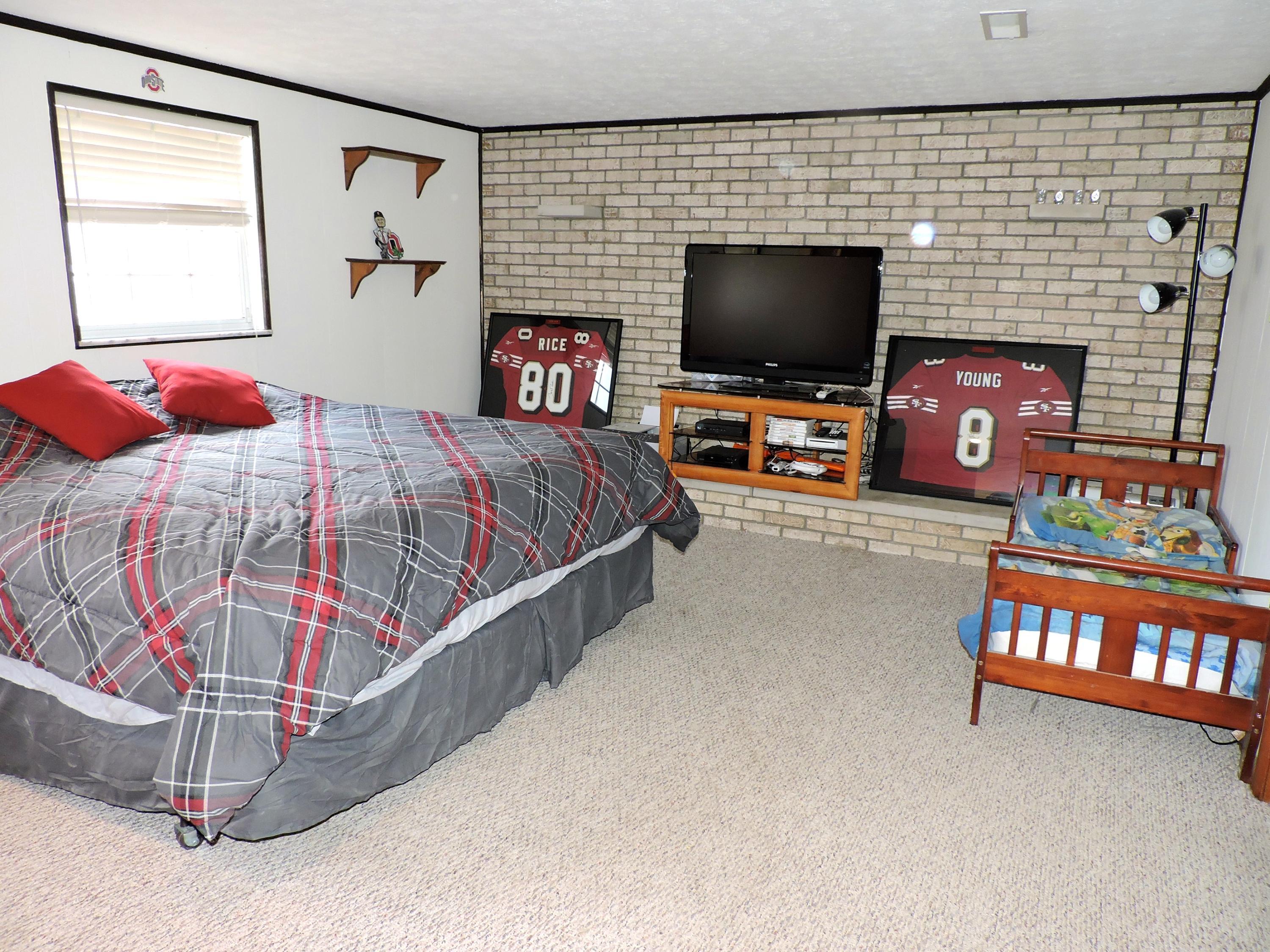 200 Helen Road Southwest Pataskala, OH 43062 - Photo 15 of 29 Gallery Image 15