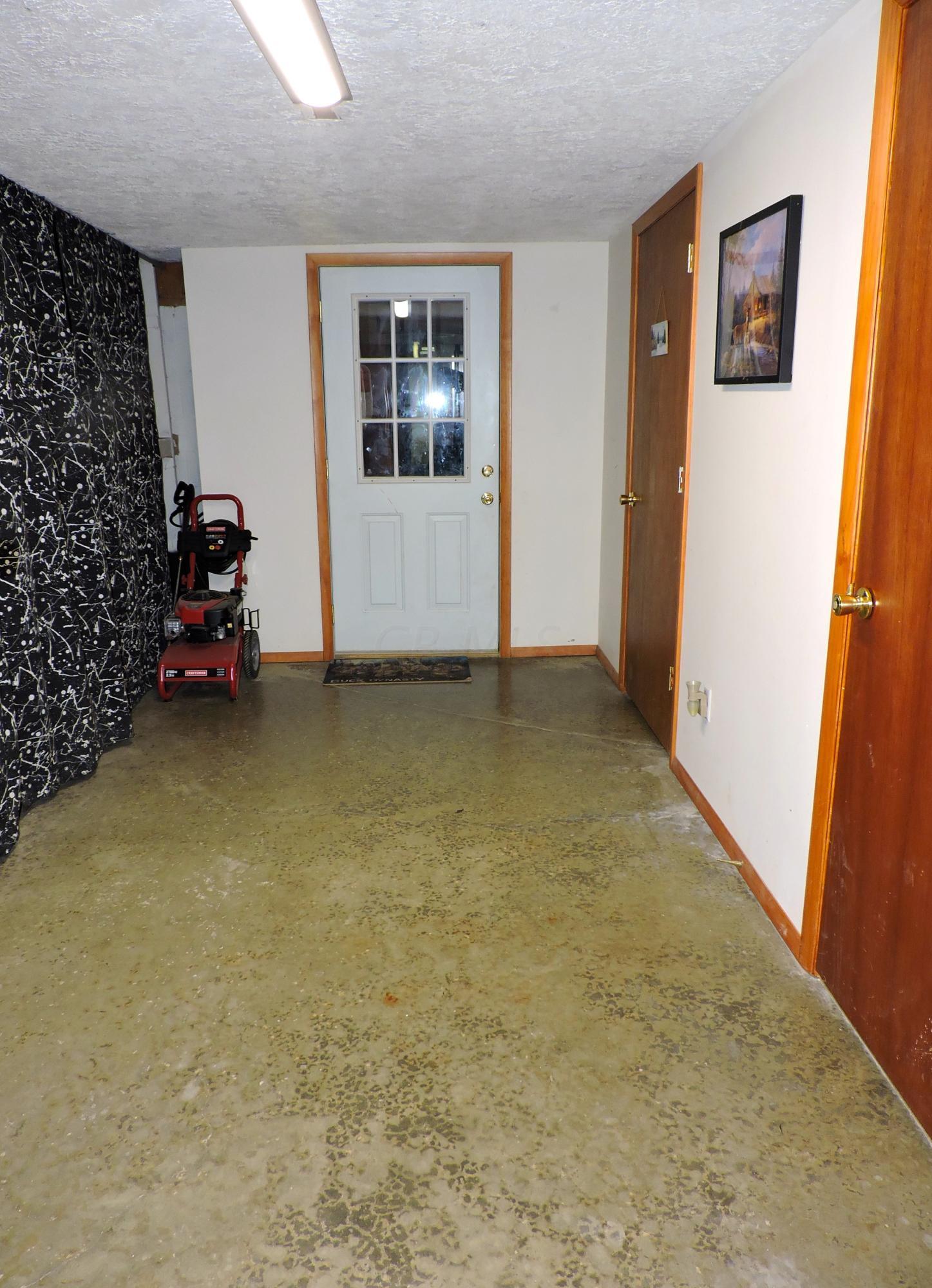 200 Helen Road Southwest Pataskala, OH 43062 - Photo 21 of 29 Gallery Image 21