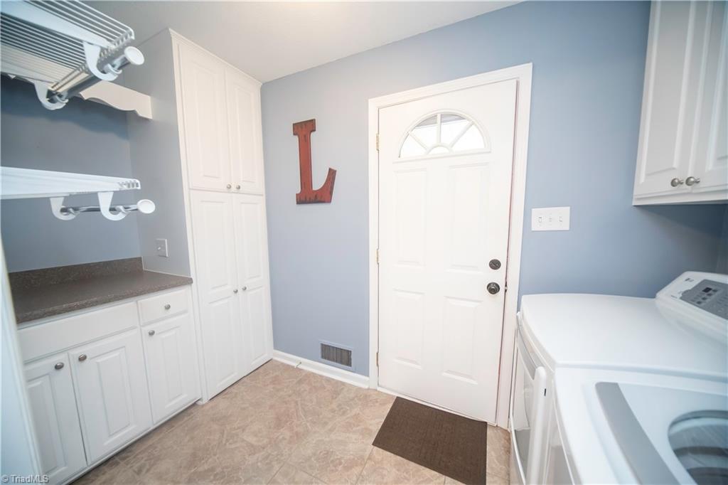 364 Dixon Road Graham, NC 27253 - Photo 14 of 15 Gallery Image 14