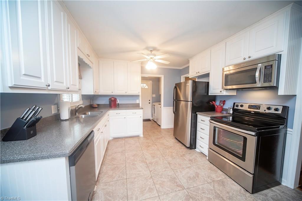 364 Dixon Road Graham, NC 27253 - Photo 6 of 15 Gallery Image 6