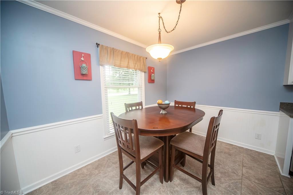 364 Dixon Road Graham, NC 27253 - Photo 7 of 15 Gallery Image 7
