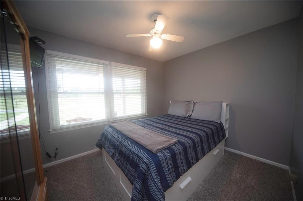 364 Dixon Road Graham, NC 27253 - Photo 9 of 15 Gallery Image 9