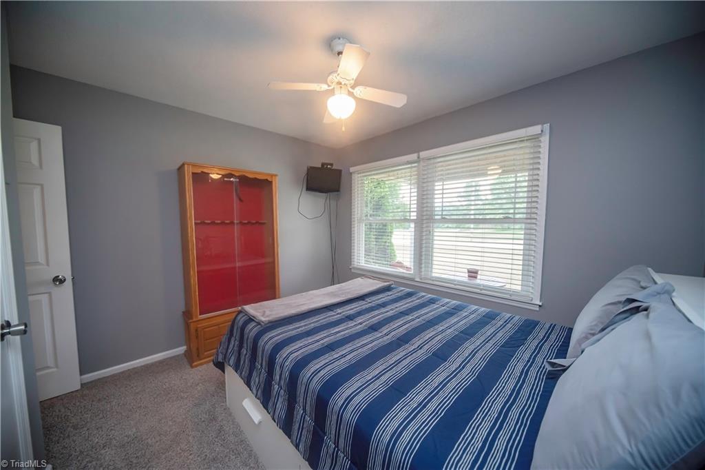 364 Dixon Road Graham, NC 27253 - Photo 10 of 15 Gallery Image 10
