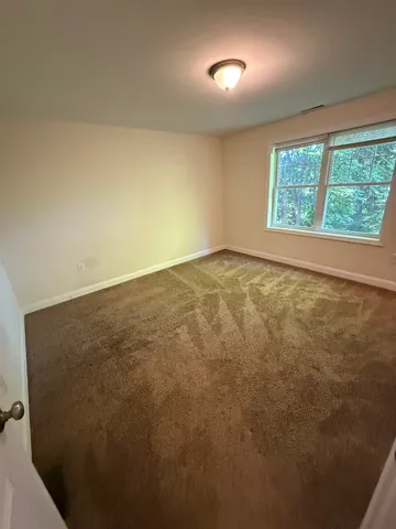 $3,100 | 5 Sheffield Drive, Dover, NH 03820