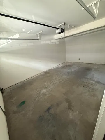 $3,100 | 5 Sheffield Drive, Dover, NH 03820