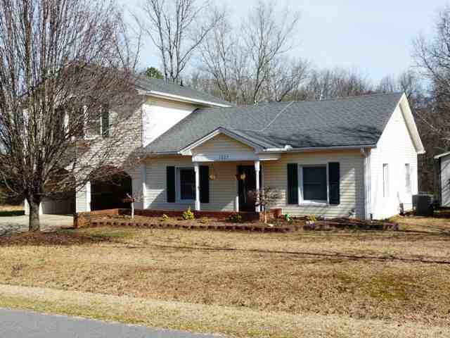 1227 Phoenix Road Ninety Six, SC 29666 - Photo 1 of 1