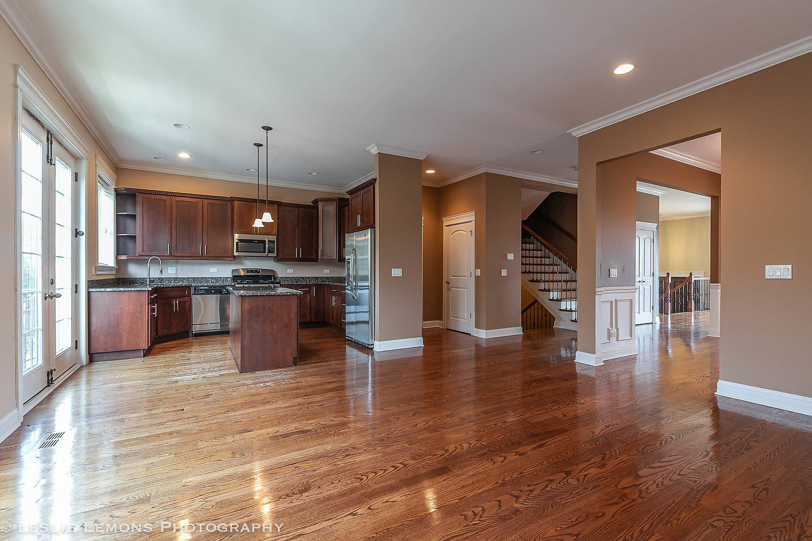 16W536 Bluff Road Willowbrook, IL 60527 - Photo 19 of 51