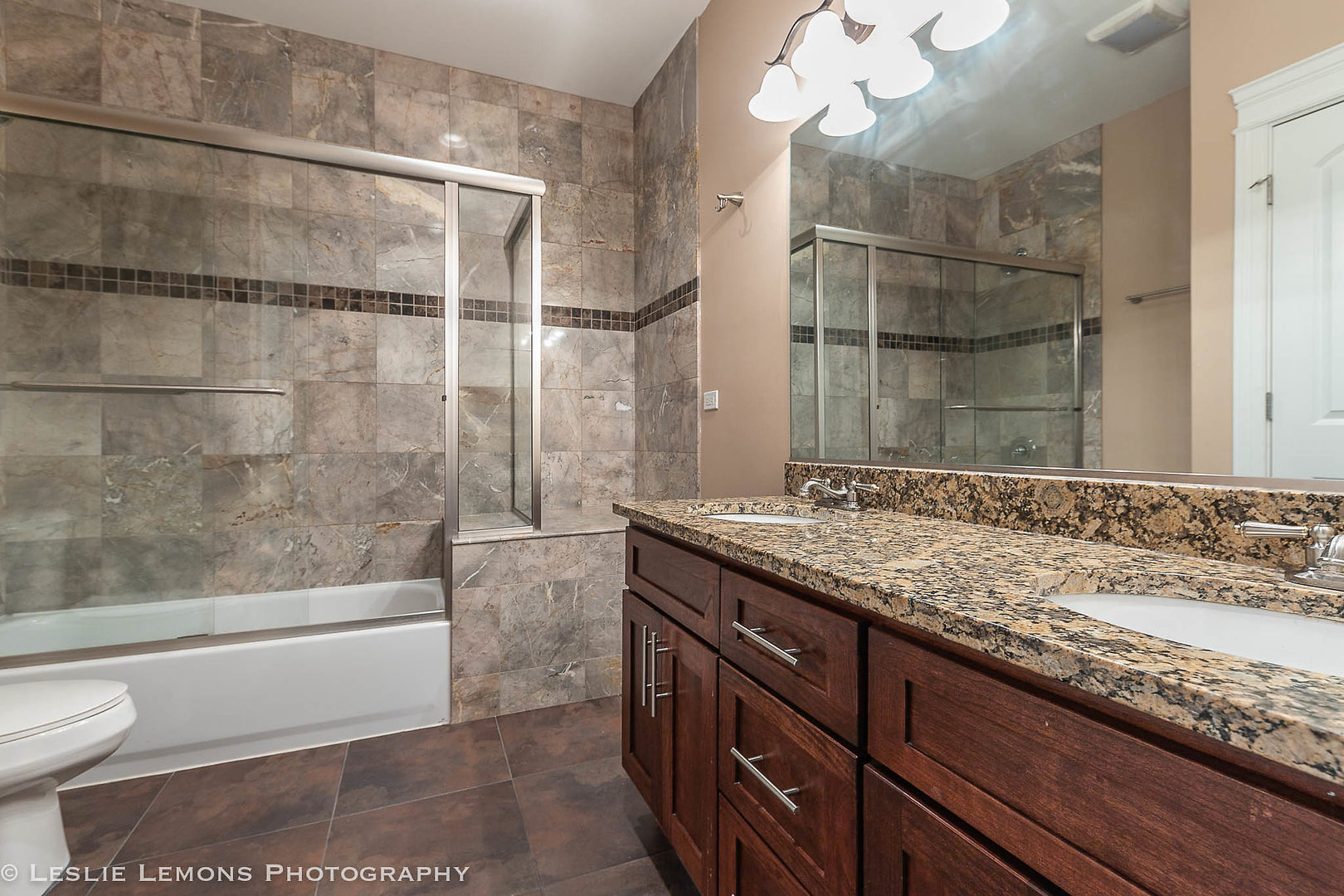 16W536 Bluff Road Willowbrook, IL 60527 - Photo 33 of 51