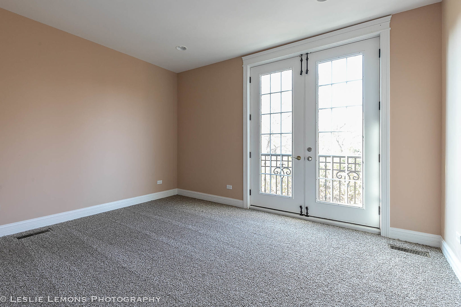 16W536 Bluff Road Willowbrook, IL 60527 - Photo 35 of 51