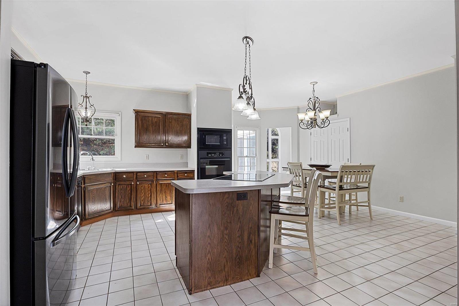 523 Arbor Meadow Drive Ballwin, MO 63021 - Photo 16 of 48