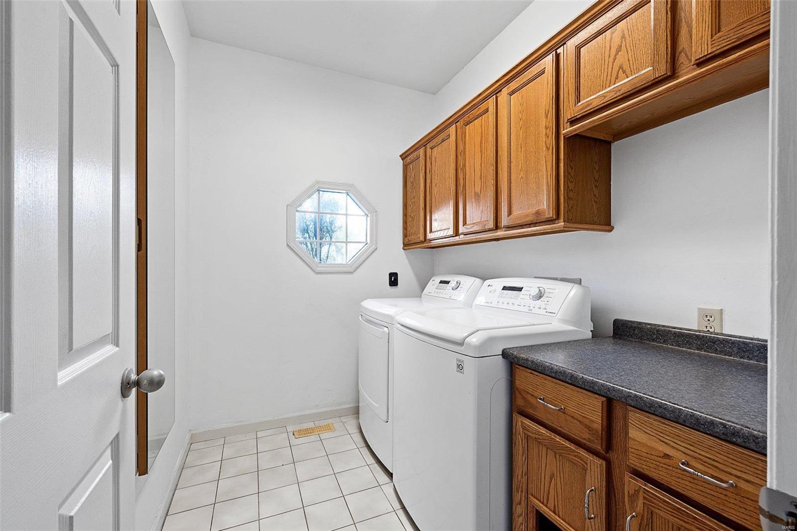 523 Arbor Meadow Drive Ballwin, MO 63021 - Photo 17 of 48