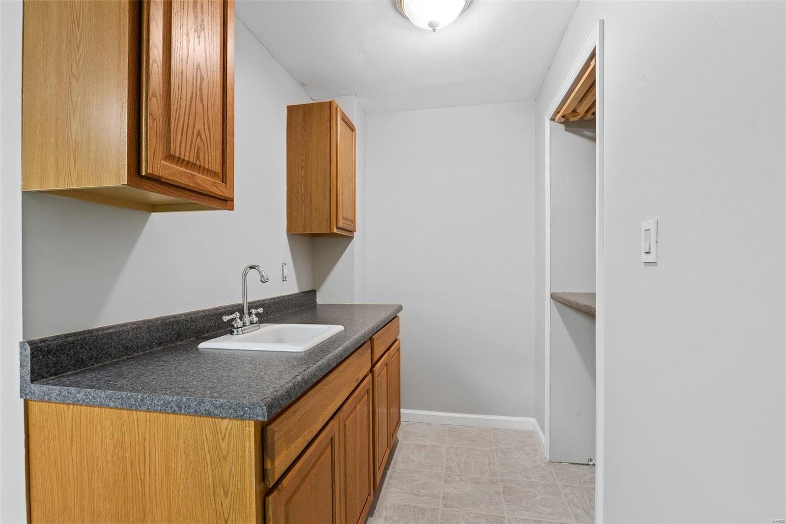 523 Arbor Meadow Drive Ballwin, MO 63021 - Photo 35 of 48