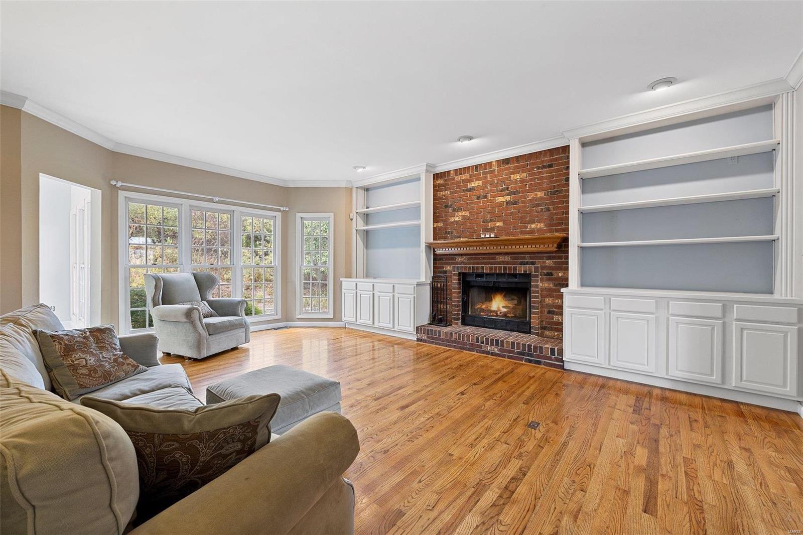 523 Arbor Meadow Drive Ballwin, MO 63021 - Photo 7 of 48