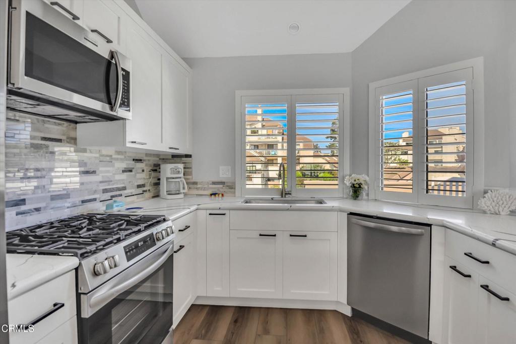 660 Terrace View Place Port Hueneme, CA 93041 - Photo 20 of 72