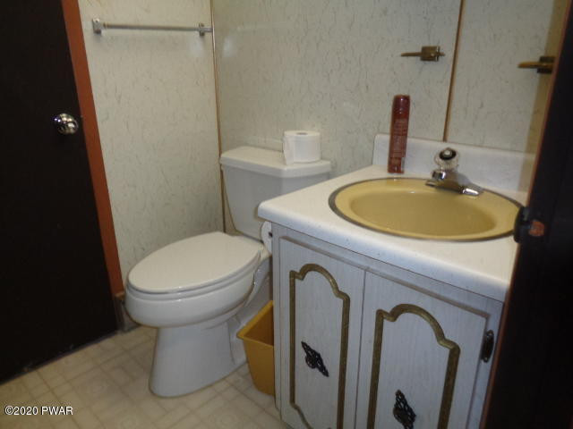 51 Ferris Road Hawley, PA 18428 - Photo 13 of 21